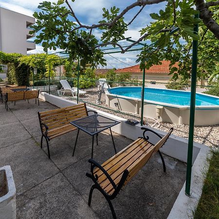 Apartments Turtle Gardens Makarska Esterno foto