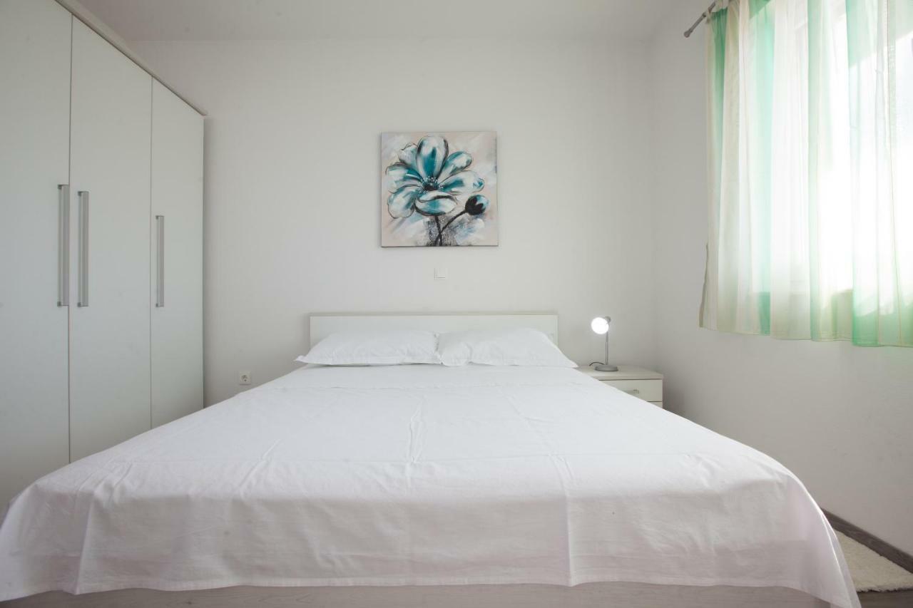 Apartments Turtle Gardens Makarska Esterno foto